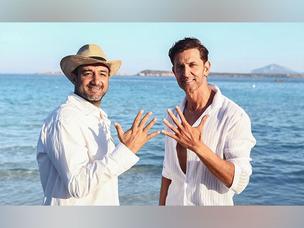Hrithik Roshan and Siddharth Anand (Image source: Instagram)