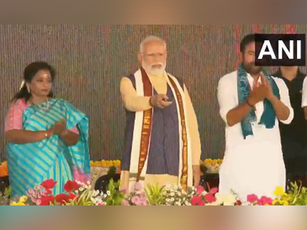 PM Modi unveiling projects worth Rs 8000 crore in Telangana (Photo/ANI)