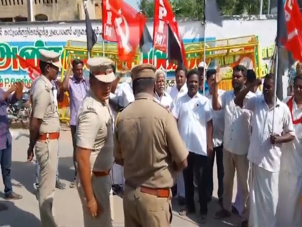 Tamil Nadu police detains CPM cadres at Cuddalore for planning to show black flags to Governor RN Ravi (Image: ANI)