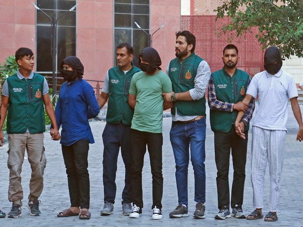 Arrested operatives of ISIS with Delhi Police's Special Cell (Photo/ANI)