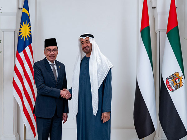 Malaysian Prime Minister Anwar Ibrahim, UAE President Sheikh Mohamed bin Zayed Al Nahyan (Image Credit: X/@anwaribrahim)