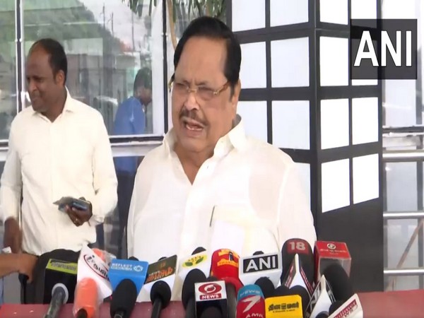Tamil Nadu's Water Resource Minister Durai Murugan (File Photo/ANI)