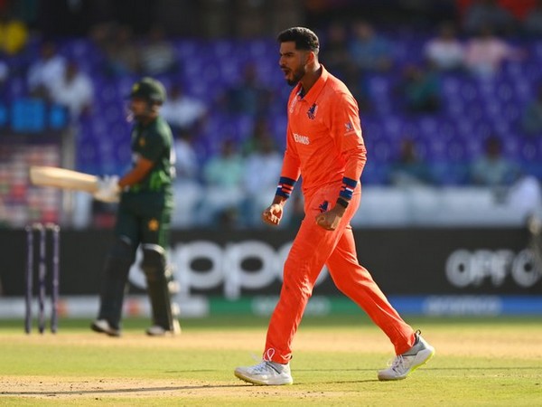 Netherlands player in action (Photo-ICC)