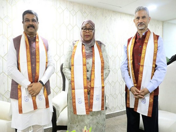 Union Minister Dharmendra Pradhan. Tanzanian President Samia Suluhu Hassan, EAM S Jaishankar (Photo:X/@dpradhanbjp)