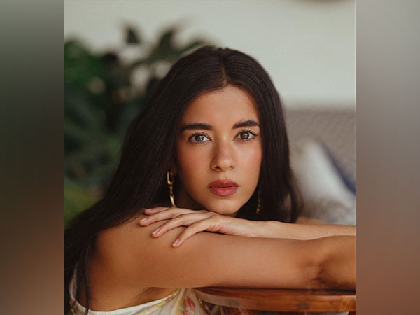 Saba Azad (Image source: Instagram)