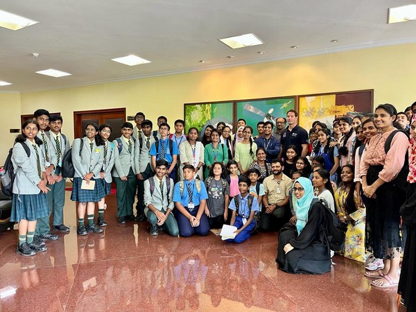 French astronaut Thomas Pesquet interacts with students and space leaders in India (Photo: X@Thom_astro)
