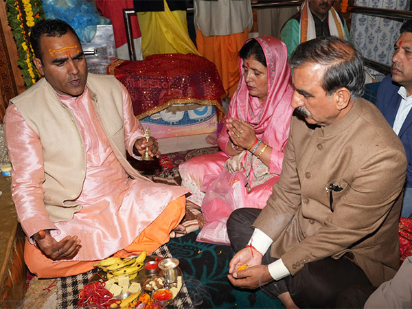 CM Sukhu pays obeisance at Tara Devi Temple along with his wife. (Photo/ANI) 