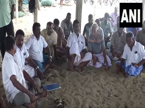 Members of Fishermen Association of Rameshwaram on indefinite strike. (Photo/ANI)