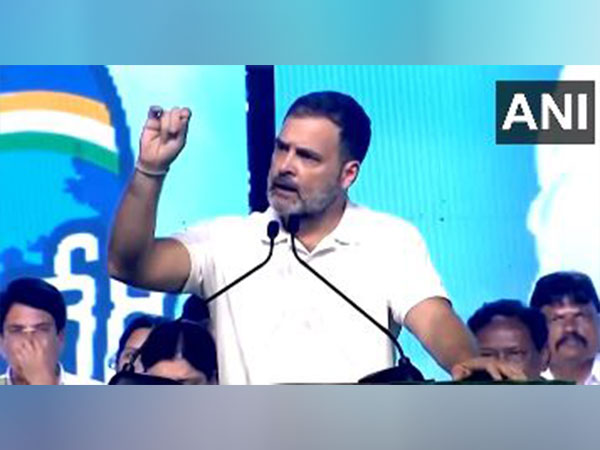 Rahul Gandhi at Mulugu (Photo/ANI)