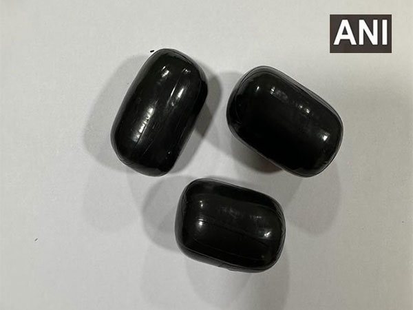 Gold worth Rs 42.91 lakh seized at Trichy airport. (Photo/ANI)