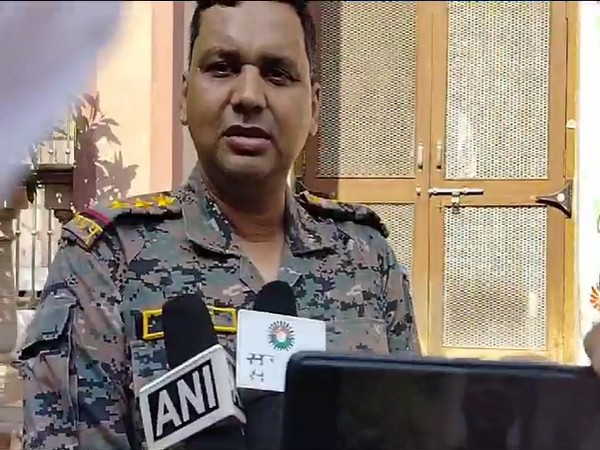 Tikamgarh Kotwali police station in-charge Anand Raj (Photo/ANI)