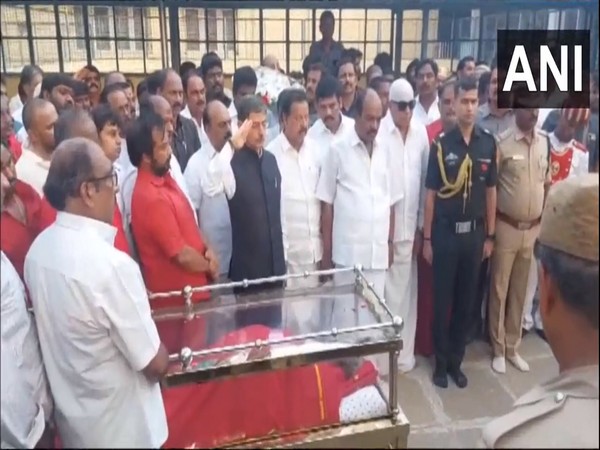 Tamil Nadu Governor pays last respects to Guru Bangaru Adigalar. (Photo/ANI)
