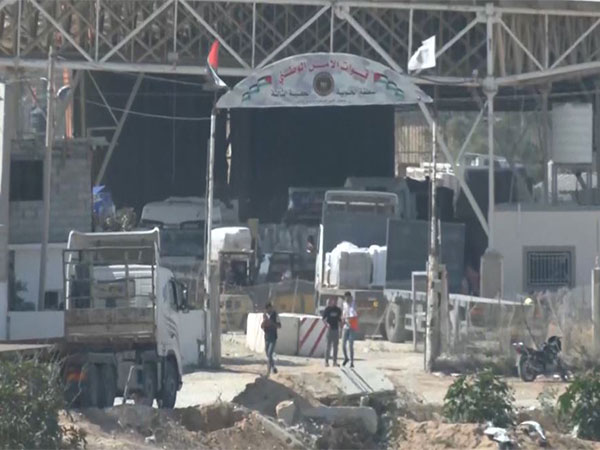 Rafah crossing between Gaza and Egypt opens(Photo: Reuters)