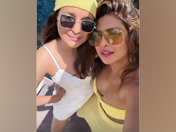 Parineeti Chopra, Priyanka Chopra (Image source: Instagram)