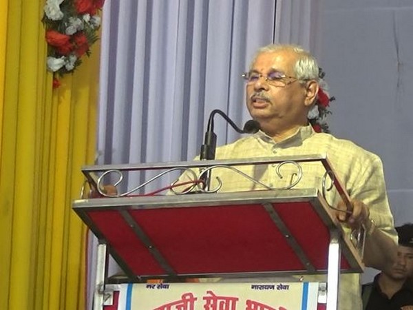 Bihar Governor Rajendra Vishwanath Arlekar participated in the 'Kanya Puja