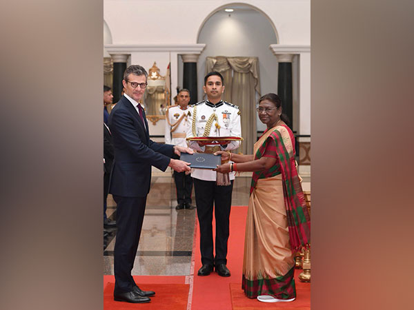 European Union Ambassador, Herve Delphin with President Droupadi Murmu (Photo credits:X/@EUAmbIndia)
