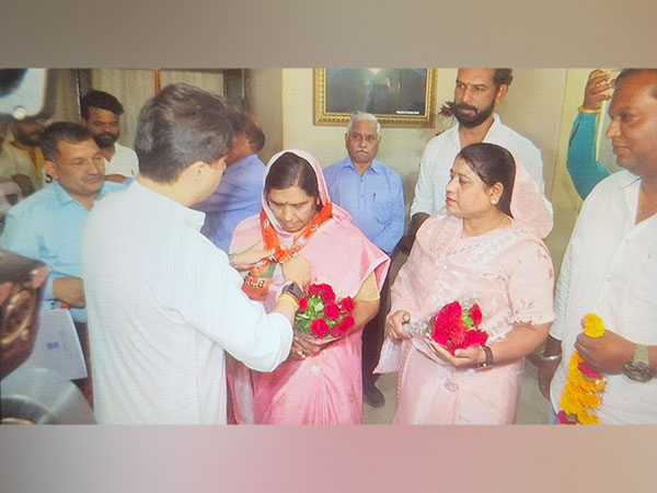 Congress leaders joining the BJP (Photo/ANI)