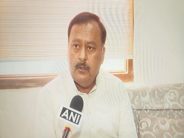 Congress leader Surendra Rajput (Photo/ANI)