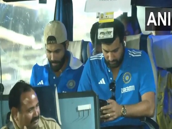 Ravindra Jadeja and Rohit Sharma in Lucknow. (Picture: ANI)