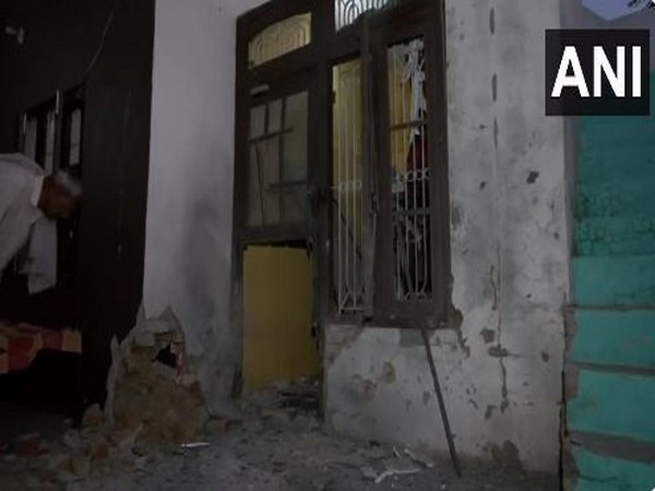 Houses damaged in Arnia of RS Pura sector (Photo/ANI)