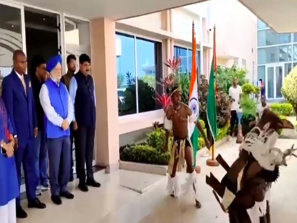 Union Minister of Petroleum and Natural Gas Hardeep Singh Puri arrives in Mozambique (Image Credit: X/@HardeepSPuri)