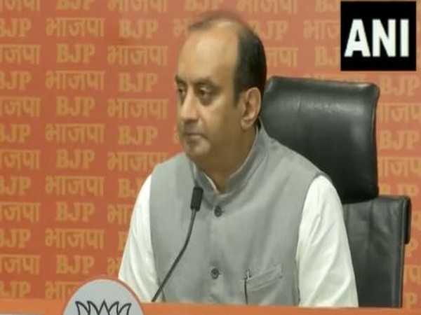 BJP MP Sudhanshu Trivedi in a press conference (Photo/ANI)
