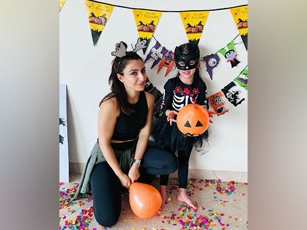 Soha Ali Khan with daughter Inaaya  (Image source: Instagram)