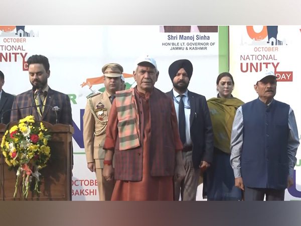 LG Manoj Sinha flags off 'Run for Unity' (Photo/ANI)