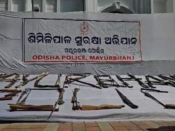 Seized illegal arms (Photo/ANI)