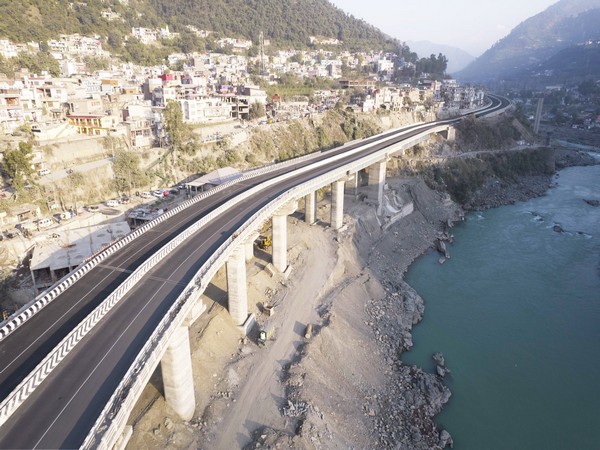 Four-lane Ramban viaduct on NH-44 (Photo/X@nitin_gadkari)