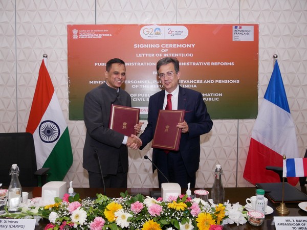 Secretary on behalf of the Department of Administrative Reforms and Public Grievances V Srinivas and Thierry Mathou, Ambassador of France to India inked the Letter of Intent (Photo/PIB)