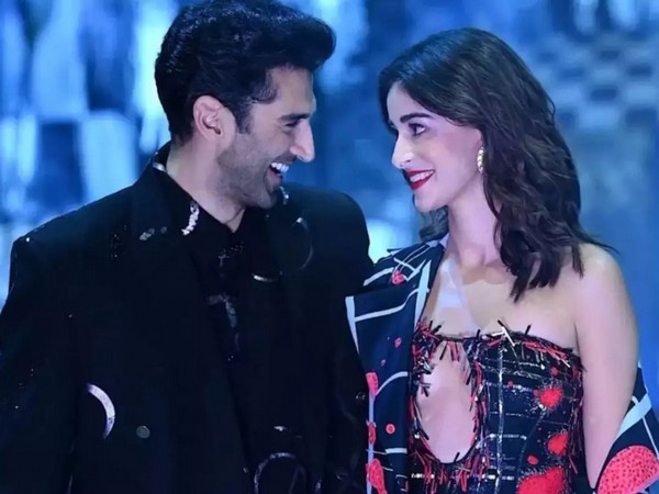 Ananya Panday and Aditya Roy Kapur (Image source: Instagram)