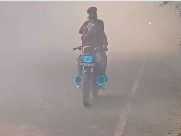 Traffic disruption due to stubble burning in Faridkot (Photo/ANI)