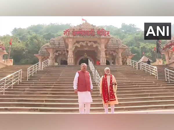 Prime Minister Narendra Modi at Maa Bamleshwari temple in Dongargarh. (Photo/ANI)
