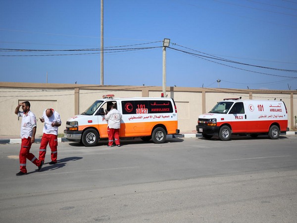 Palestinian Red Crescent ambulances at the Rafah border crossing in southern Gaza transport wounded Palestinians for treatment in Egypt (Photo/TPS)