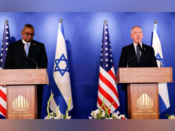 US Secretary of Defence Lloyd Austin and Israel Defence Minister Yoav Gallant. (Photo: Reuters)