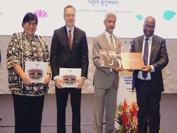 EAM S Jaishankar hosts G20 ambassadors at Yashobhoomi convention centre (Photo Credit: X/@DrSJaishankar)