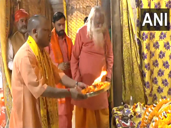 CM Yogi offers prayer at Ram Lala temple in Ayodhya (Photo/ANI)
