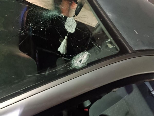 Car hit by gunfire (Photo/TPS)