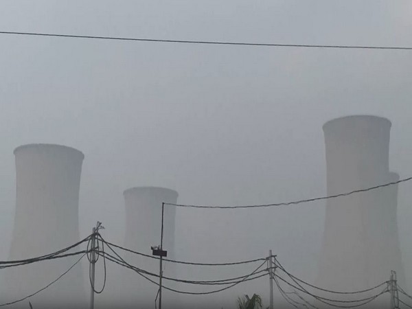 Bathinda remains veiled in stubble smoke (Image/ANI)