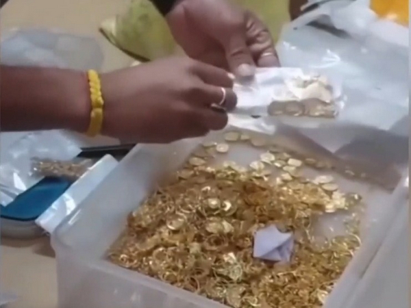Gold seized by GRP in Ludhiana (Photo/ANI)