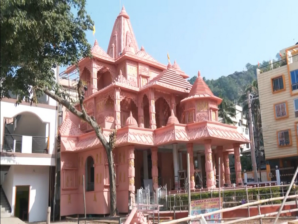 Ayodhya themed Kali Puja Pandal in Guwahati (Photo/ANI) 