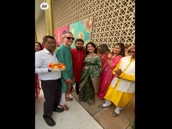 US Embassy Community celebrates Diwali with festive lights, sweets  (Photo Credits:X/@USAndIndia)