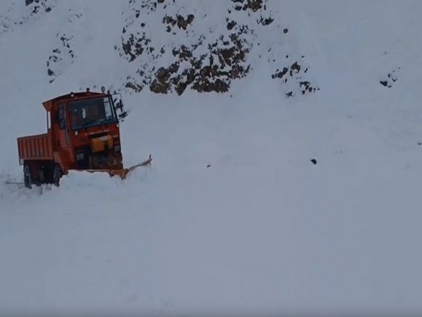 Vehicle passing by Mughal Road in Jammu and Kashmir (Photo/ANI)