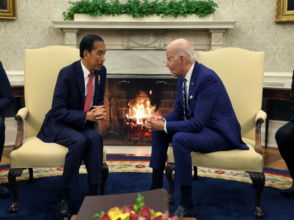 US President Joe Biden with Indonesian President Joko Widodo at Oval Office (Credit: Reuters)