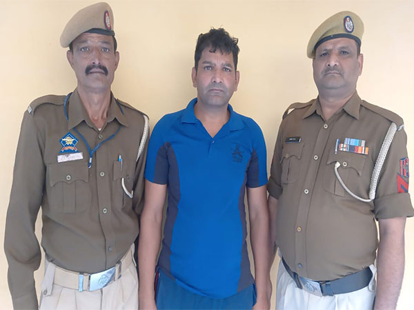 Samba Police arrest fake Army Colonel. (Photo/ANI)