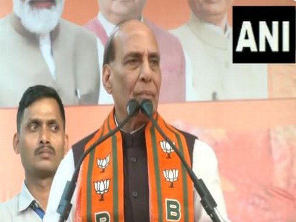 Union Defence Minister Rajnath Singh at Narmadapuram (Photo/ANI)