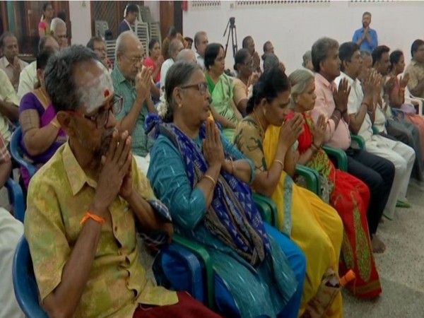 Fans offer special prayers for India's victory in World Cup semi-final match (Photo/ANI)