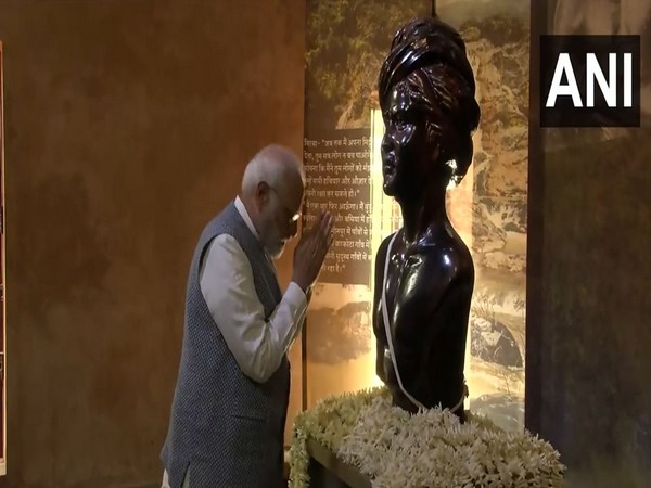 PM Modi visits Birsa Munda Memorial Park and Museum in Ranchi (Image/ANI)