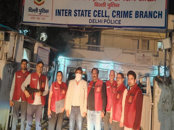Delhi crime branch arrests criminal from Jabalpur. (Photo/Delhi police)